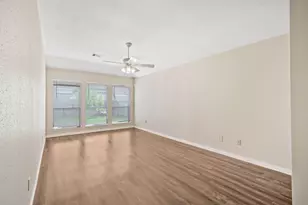 8614 Greenleaf Lake Dr, Houston, TX 77095 - Photo 18