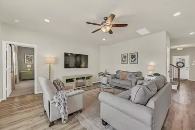 13711 Saxon Cliff Lane, Rosharon, TX 77583 - Photo 4