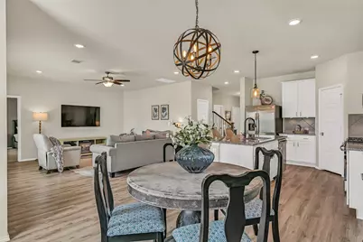 13711 Saxon Cliff Lane, Rosharon, TX 77583 - Photo 10