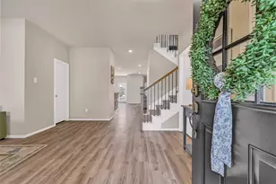 13711 Saxon Cliff Ln, Rosharon, TX 77583 - Photo 12