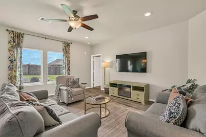 13711 Saxon Cliff Lane, Rosharon, TX 77583 - Photo 4