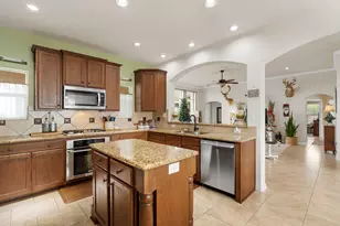 9016 Dixie Ln, Needville, TX 77461 - Photo 12