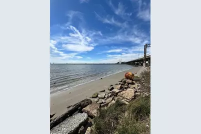 1700 Florida Street, Baytown, TX 77520 - Photo 6