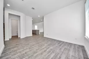 11810 Royal Willow Ln, Houston, TX 77066 - Photo 12