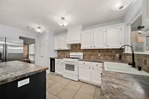 22610 Poppyfield Dr, Katy, TX 77450 - Photo 4