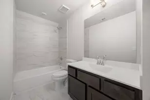 2802 Bolton Lndg Dr, Texas City, TX 77568 - Photo 22