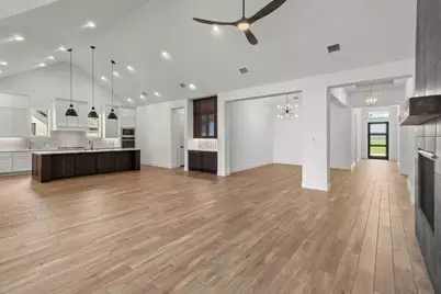 12122 Grassy Bend Drive, Mont Belvieu, TX 77523 - Photo 22