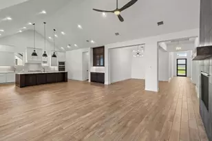 12122 Grassy Bnd Dr, Mont Belvieu, TX 77523 - Photo 22