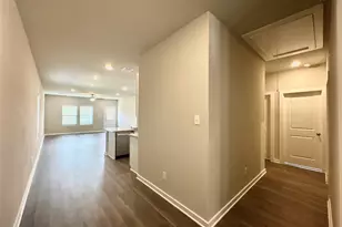 12164 Ridge Top Dr, Conroe, TX 77304 - Photo 4