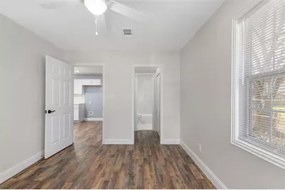 5102 Carmen Street, Houston, TX 77033 - Photo 6