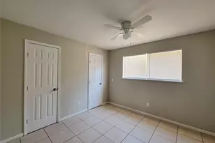 3206 Lobit Dr, Dickinson, TX 77539 - Photo 10
