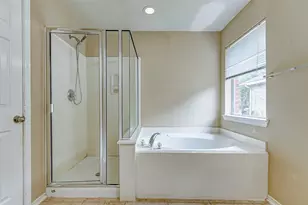 16935 Hampton Glen Ct, Houston, TX 77083 - Photo 16