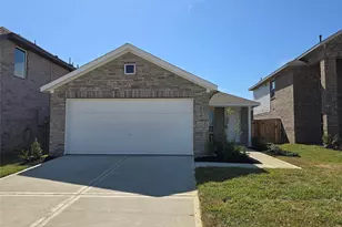 9207 Speckled Trout Dr, Baytown, TX 77521 - Photo 1