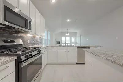 32627 Dew Crest Street, Fulshear, TX 77423 - Photo 18