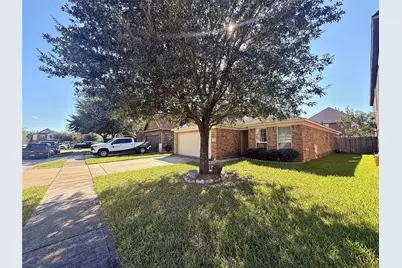 8135 Quiet Prairie Trail, Houston, TX 77049 - Photo 14