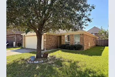8135 Quiet Prairie Trail, Houston, TX 77049 - Photo 2
