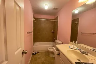 8135 Quiet Prairie Trail, Houston, TX 77049 - Photo 10