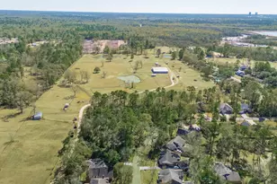 25 Holly Springs Dr, Conroe, TX 77302 - Photo 30