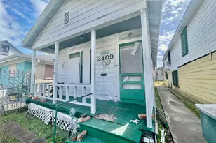 3409 Sealy St, Galveston, TX 77550 - Photo 2