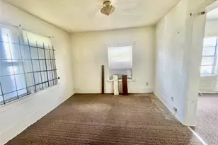 3409 Sealy St, Galveston, TX 77550 - Photo 4