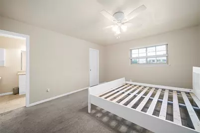 515 Tallowood Road #60, Houston, TX 77024 - Photo 18