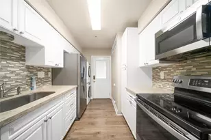 515 Tallowood Rd, Houston, TX 77024 - Photo 24