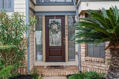 2019 Braesmeadow Lane, Sugar Land, TX 77479 - Photo 30