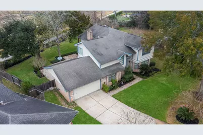 2019 Braesmeadow Lane, Sugar Land, TX 77479 - Photo 28