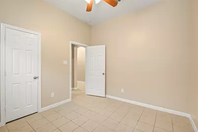 10506 Pleasant Villas Lane, Houston, TX 77075 - Photo 8