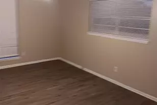 609 Sunset St, Alvin, TX 77511 - Photo 8