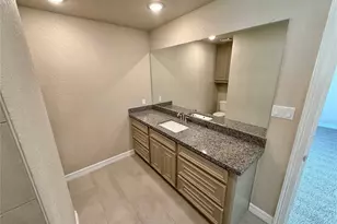 1039 S Anderson St, Angleton, TX 77515 - Photo 22