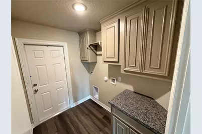 1039 S Anderson Street, Angleton, TX 77515 - Photo 12