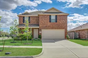 4226 Iris Jade Dr, Baytown, TX 77521 - Photo 2