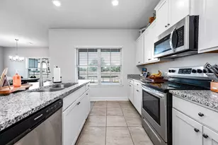 305 Bryan Wy, Angleton, TX 77515 - Photo 14