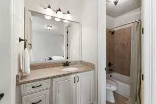 119 W Cresta Bend Pl, Spring, TX 77389 - Photo 6