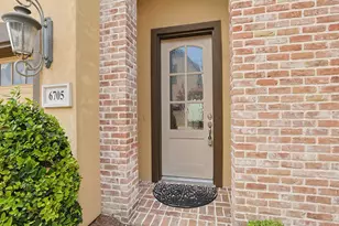6705 Woodbend Park S, Houston, TX 77055 - Photo 2