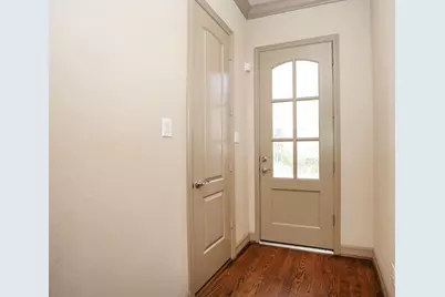 6705 Woodbend Park S, Houston, TX 77055 - Photo 4