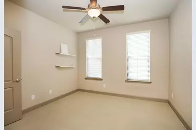 6705 Woodbend Park S, Houston, TX 77055 - Photo 28