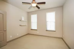 6705 Woodbend Park S, Houston, TX 77055 - Photo 28