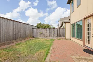 6705 Woodbend Park S, Houston, TX 77055 - Photo 38