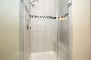 6705 Woodbend Park S, Houston, TX 77055 - Photo 24