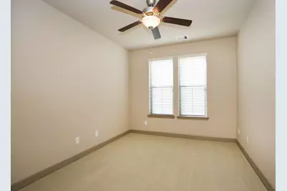 6705 Woodbend Park S, Houston, TX 77055 - Photo 30