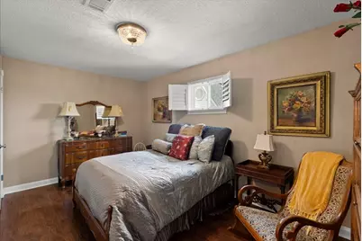 308 Oak Haven Street, Baytown, TX 77520 - Photo 32