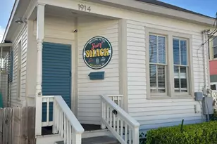 1914 24th St, Galveston, TX 77550 - Photo 1