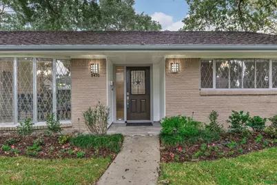 5470 Darnell Street, Houston, TX 77096 - Photo 2
