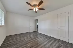 5470 Darnell St, Houston, TX 77096 - Photo 20
