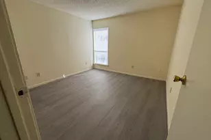 8315 Jorine Dr, Houston, TX 77036 - Photo 12