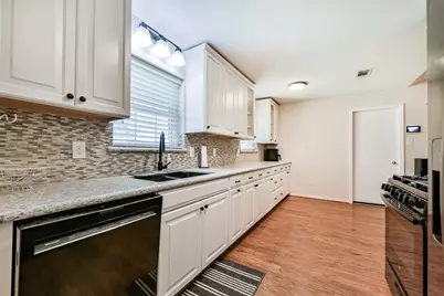 823 Townley Street, Channelview, TX 77530 - Photo 8