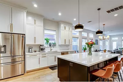 306 E 28th Street #B, Houston, TX 77008 - Photo 12