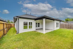 2309 Minnesota St, Houston, TX 77034 - Photo 12
